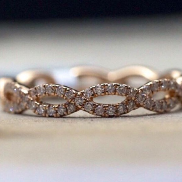 NWOT rose gold plated twist ring - Picture 2 of 4